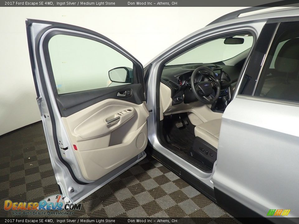 2017 Ford Escape SE 4WD Ingot Silver / Medium Light Stone Photo #21