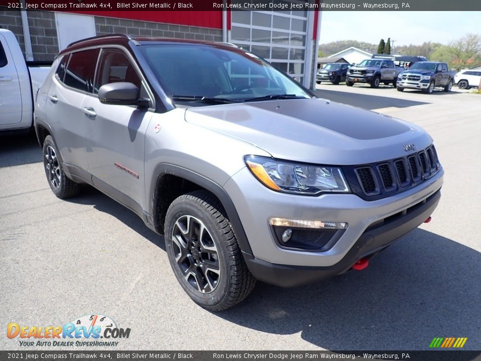 Front 3/4 View of 2021 Jeep Compass Trailhawk 4x4 Photo #7