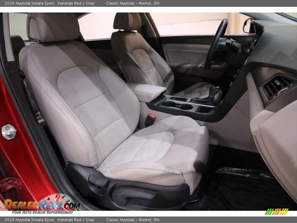 2016 Hyundai Sonata Sport Venetian Red / Gray Photo #13