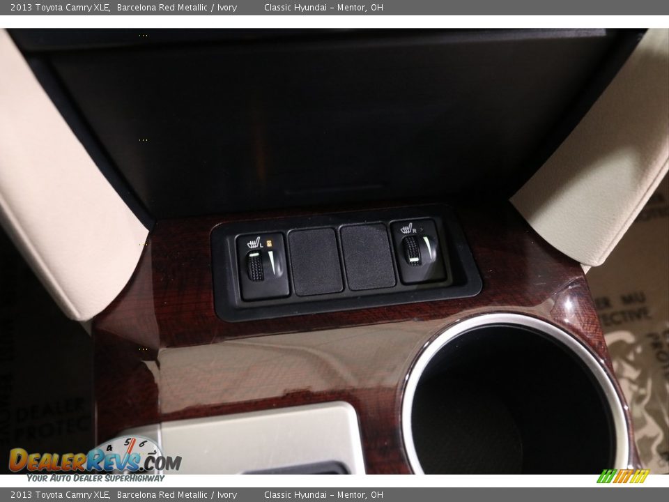 2013 Toyota Camry XLE Barcelona Red Metallic / Ivory Photo #13