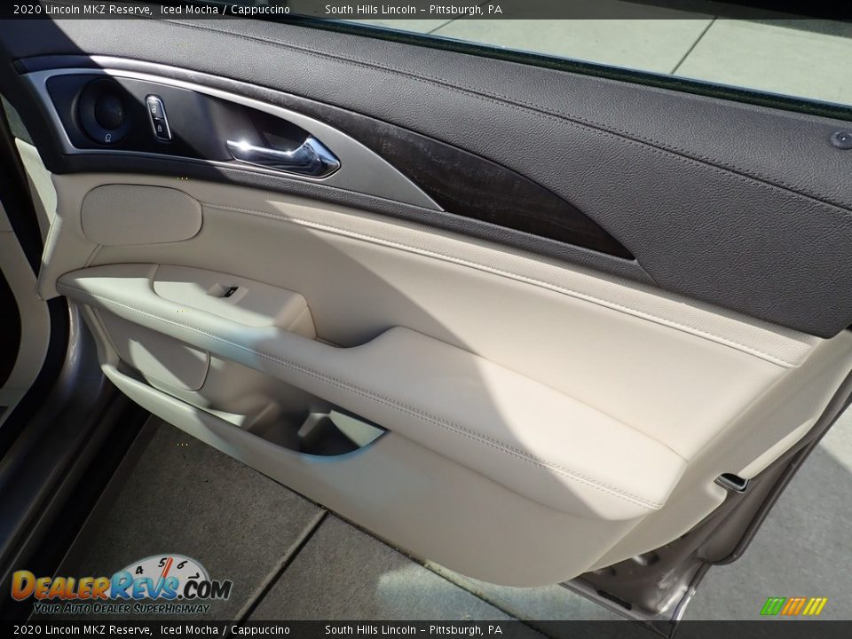 Door Panel of 2020 Lincoln MKZ Reserve Photo #13