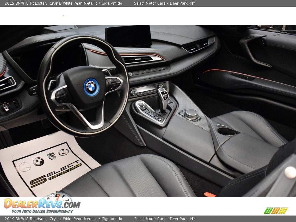Front Seat of 2019 BMW i8 Roadster Photo #15