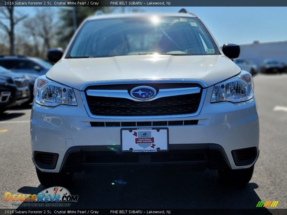 2016 Subaru Forester 2.5i Crystal White Pearl / Gray Photo #2