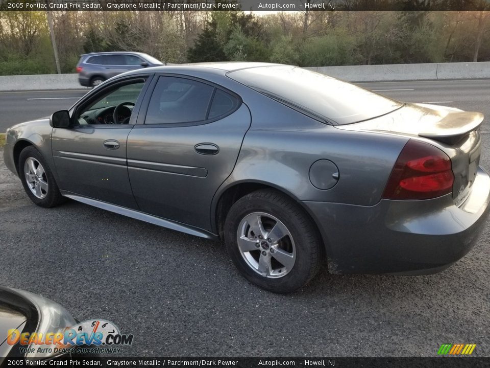 2005 Pontiac Grand Prix Sedan Graystone Metallic / Parchment/Dark Pewter Photo #6