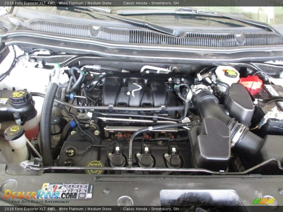 2018 Ford Explorer XLT 4WD White Platinum / Medium Stone Photo #13