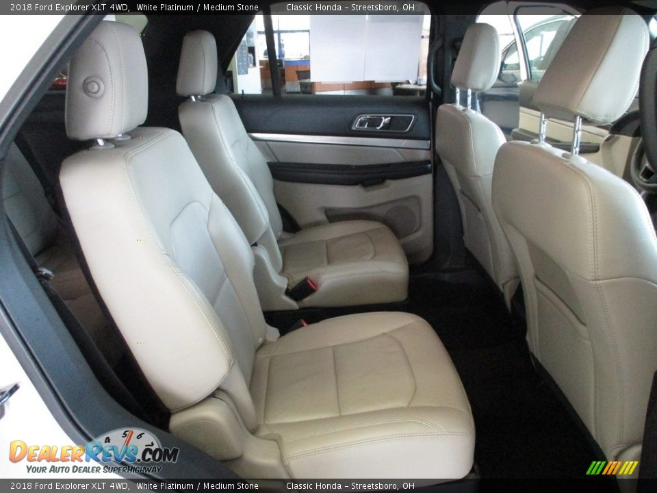 2018 Ford Explorer XLT 4WD White Platinum / Medium Stone Photo #20