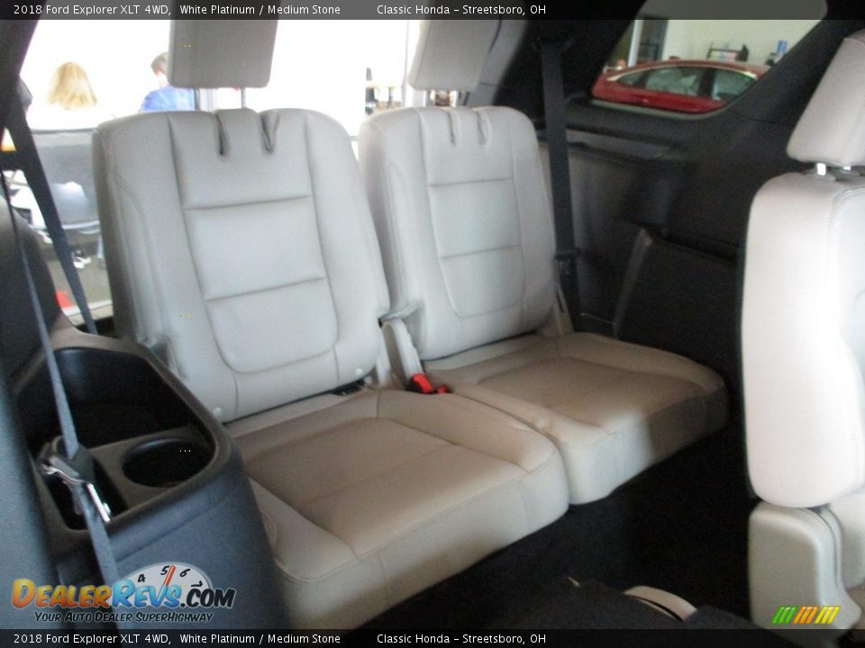 2018 Ford Explorer XLT 4WD White Platinum / Medium Stone Photo #21