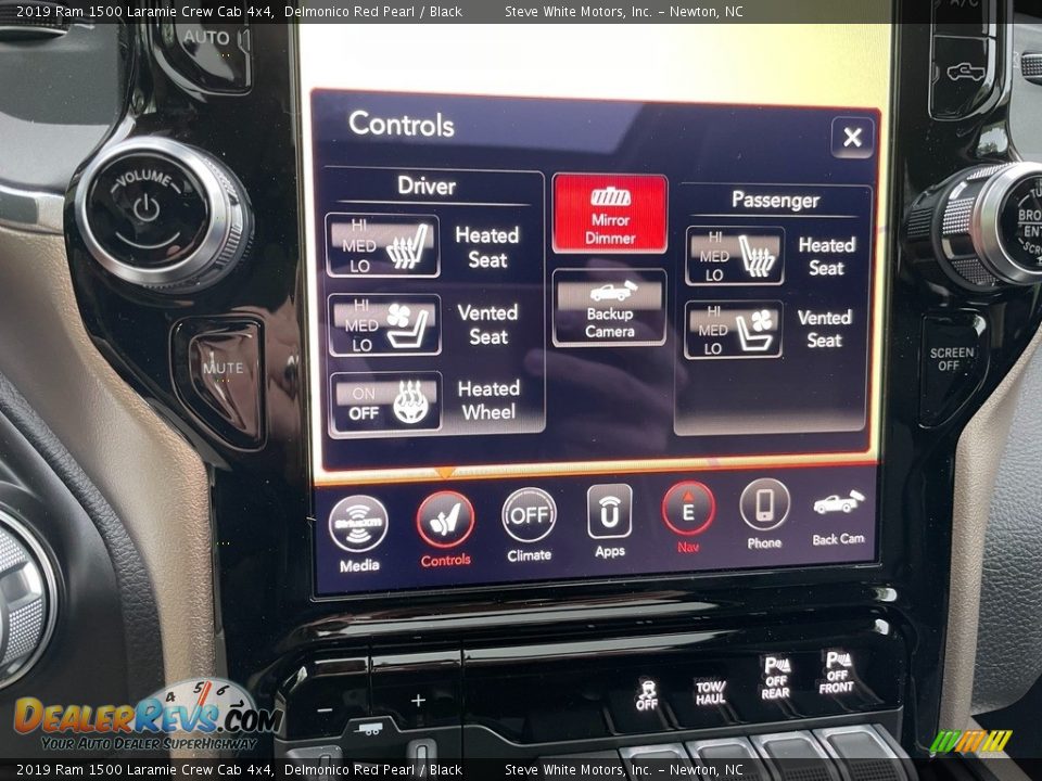 2019 Ram 1500 Laramie Crew Cab 4x4 Delmonico Red Pearl / Black Photo #25