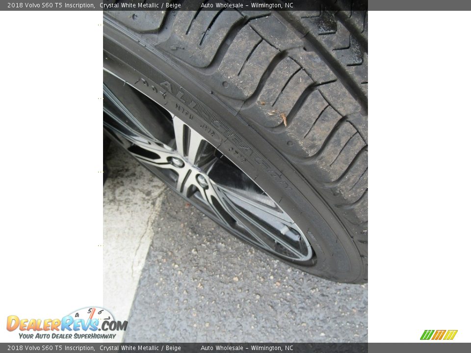 2018 Volvo S60 T5 Inscription Crystal White Metallic / Beige Photo #8