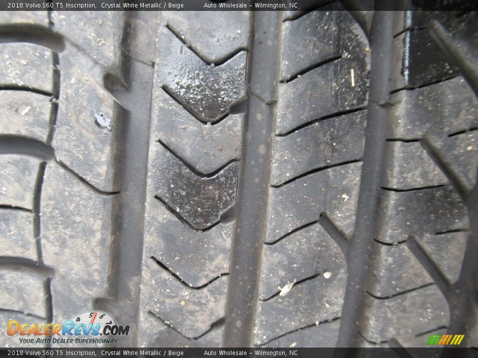 2018 Volvo S60 T5 Inscription Crystal White Metallic / Beige Photo #9