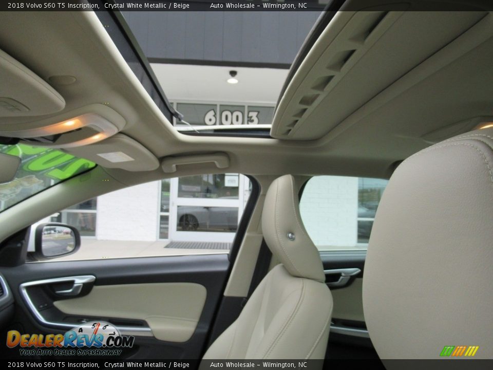 2018 Volvo S60 T5 Inscription Crystal White Metallic / Beige Photo #14