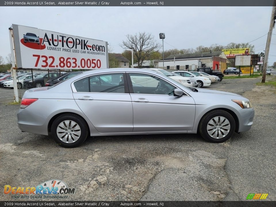 2009 Honda Accord LX Sedan Alabaster Silver Metallic / Gray Photo #3