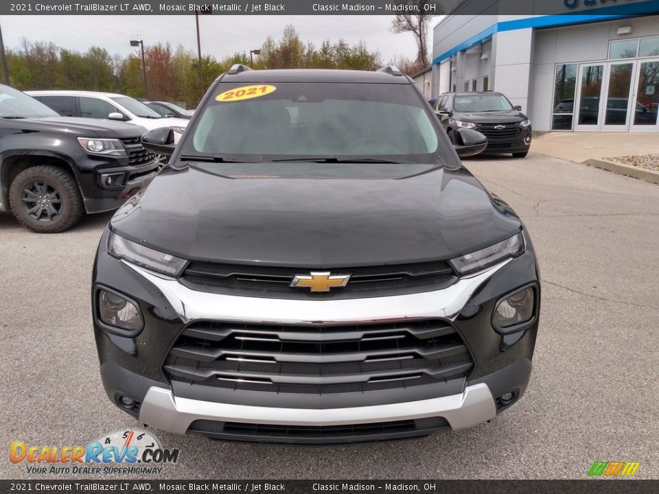2021 Chevrolet TrailBlazer LT AWD Mosaic Black Metallic / Jet Black Photo #4