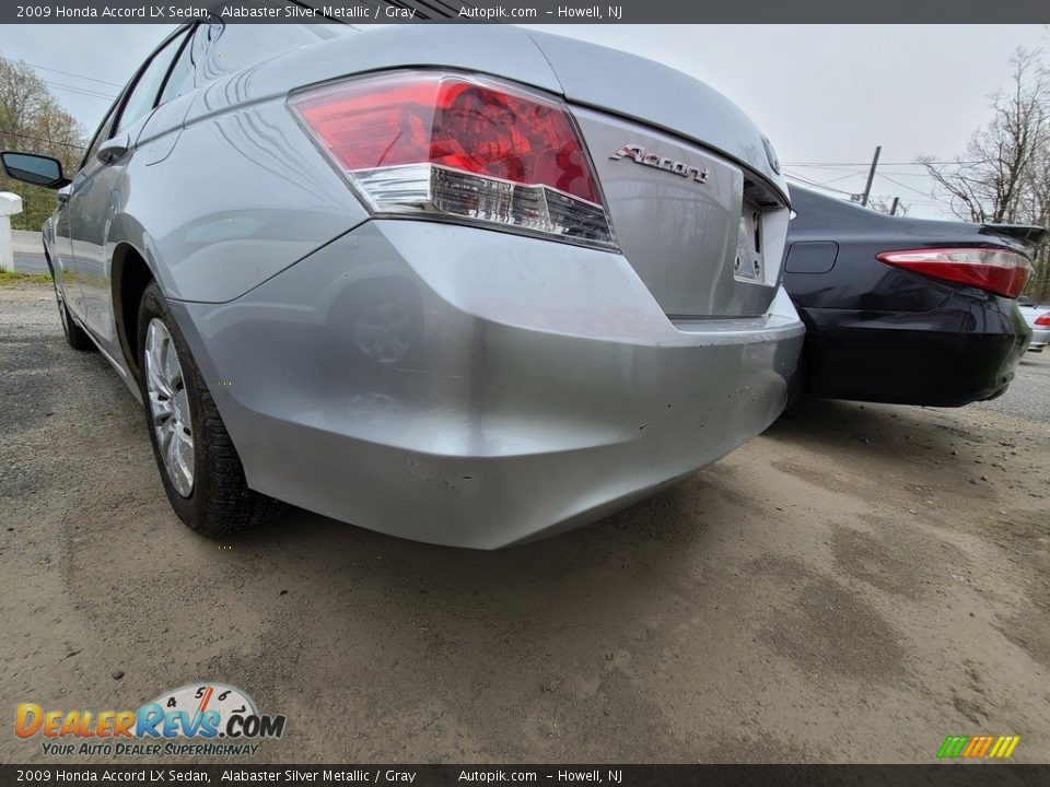 2009 Honda Accord LX Sedan Alabaster Silver Metallic / Gray Photo #22