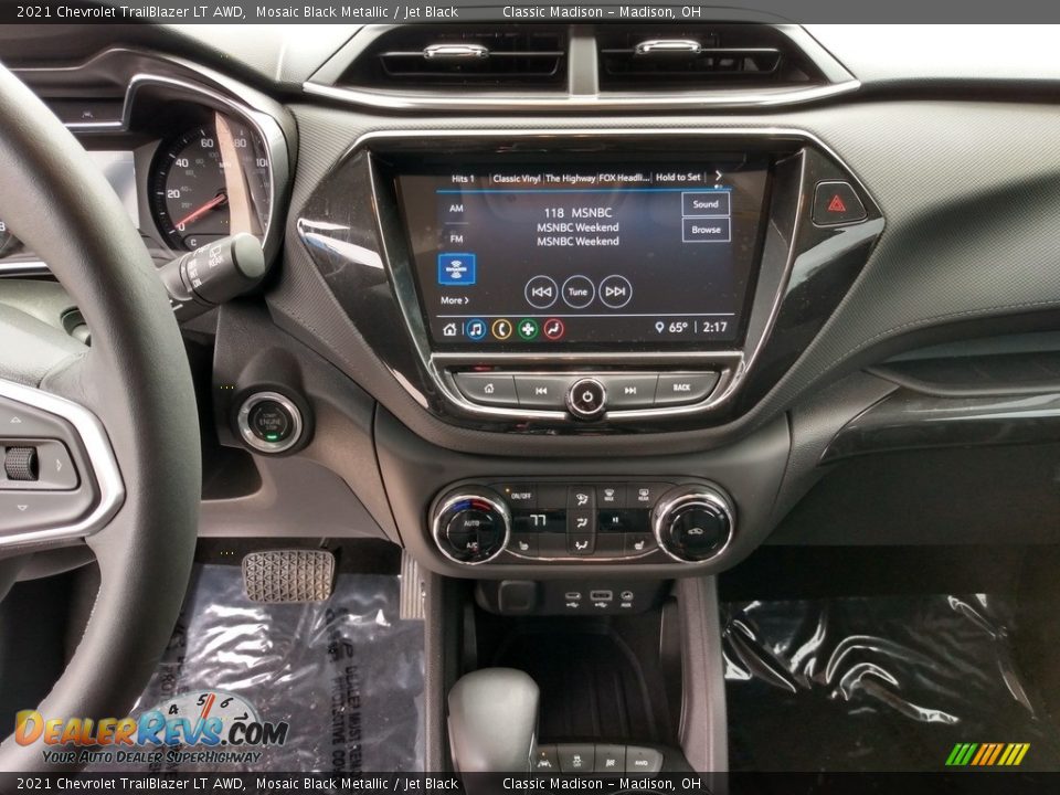 Controls of 2021 Chevrolet TrailBlazer LT AWD Photo #12