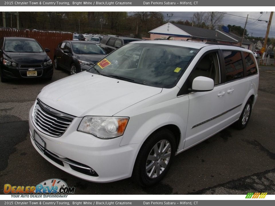 2015 Chrysler Town & Country Touring Bright White / Black/Light Graystone Photo #1