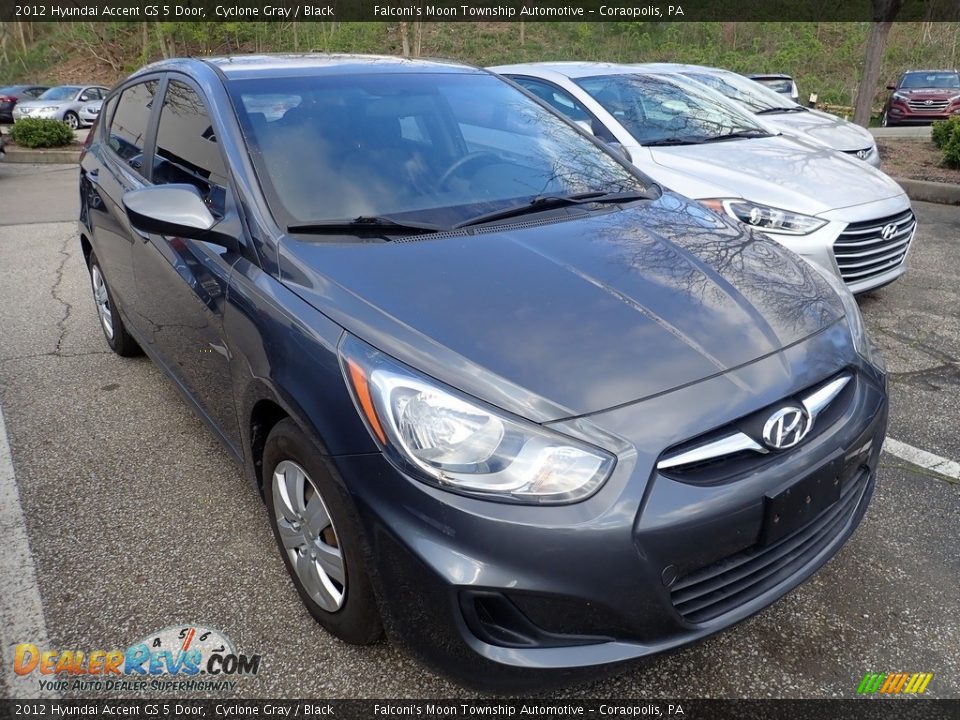 2012 Hyundai Accent GS 5 Door Cyclone Gray / Black Photo #5