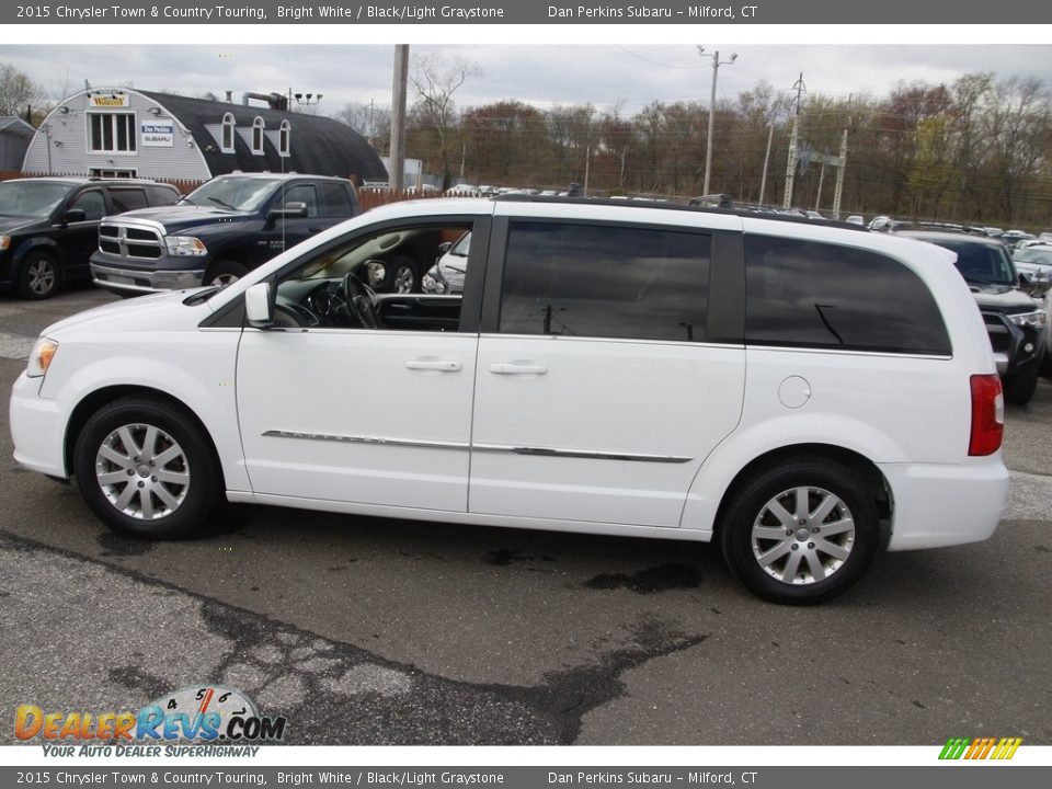 2015 Chrysler Town & Country Touring Bright White / Black/Light Graystone Photo #8