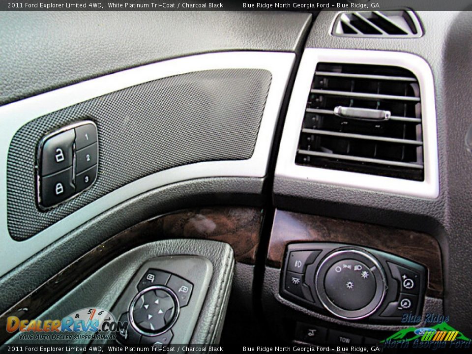 2011 Ford Explorer Limited 4WD White Platinum Tri-Coat / Charcoal Black Photo #20