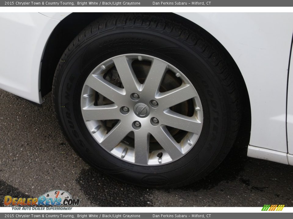 2015 Chrysler Town & Country Touring Bright White / Black/Light Graystone Photo #20