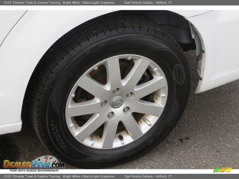 2015 Chrysler Town & Country Touring Bright White / Black/Light Graystone Photo #21