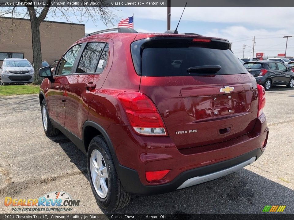 2021 Chevrolet Trax LT Crimson Metallic / Jet Black Photo #4