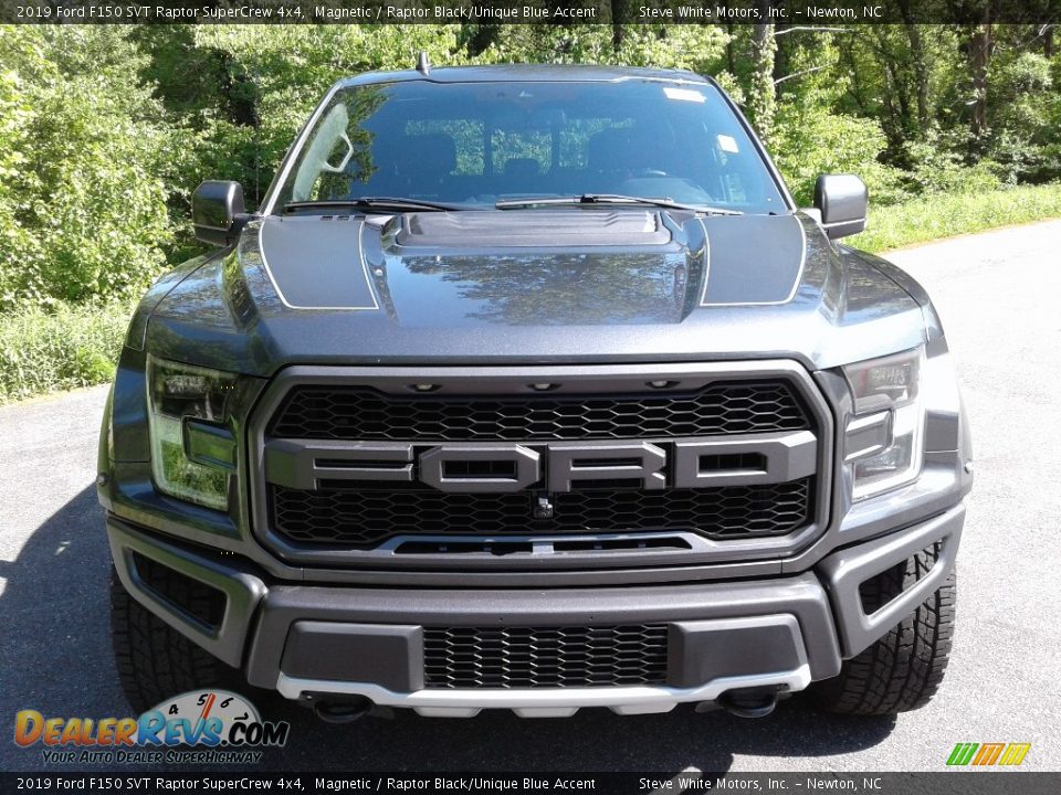 2019 Ford F150 SVT Raptor SuperCrew 4x4 Magnetic / Raptor Black/Unique Blue Accent Photo #4