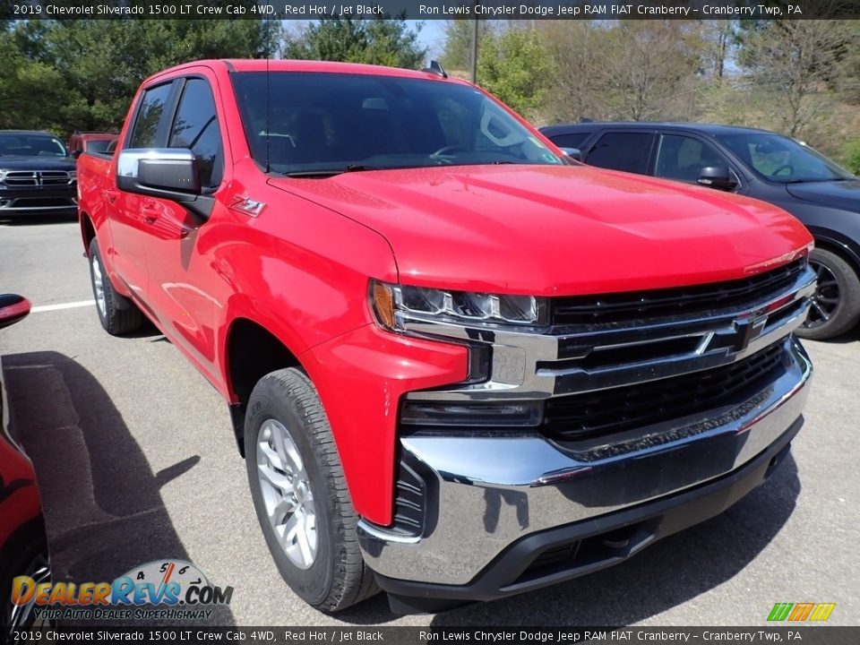 2019 Chevrolet Silverado 1500 LT Crew Cab 4WD Red Hot / Jet Black Photo #2