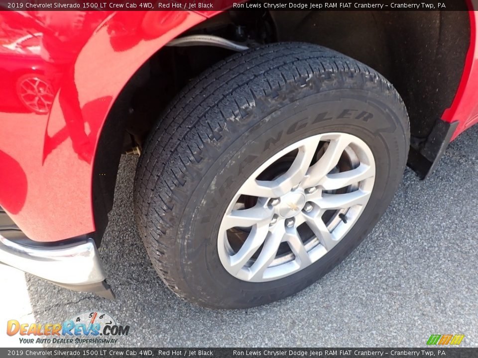 2019 Chevrolet Silverado 1500 LT Crew Cab 4WD Red Hot / Jet Black Photo #5