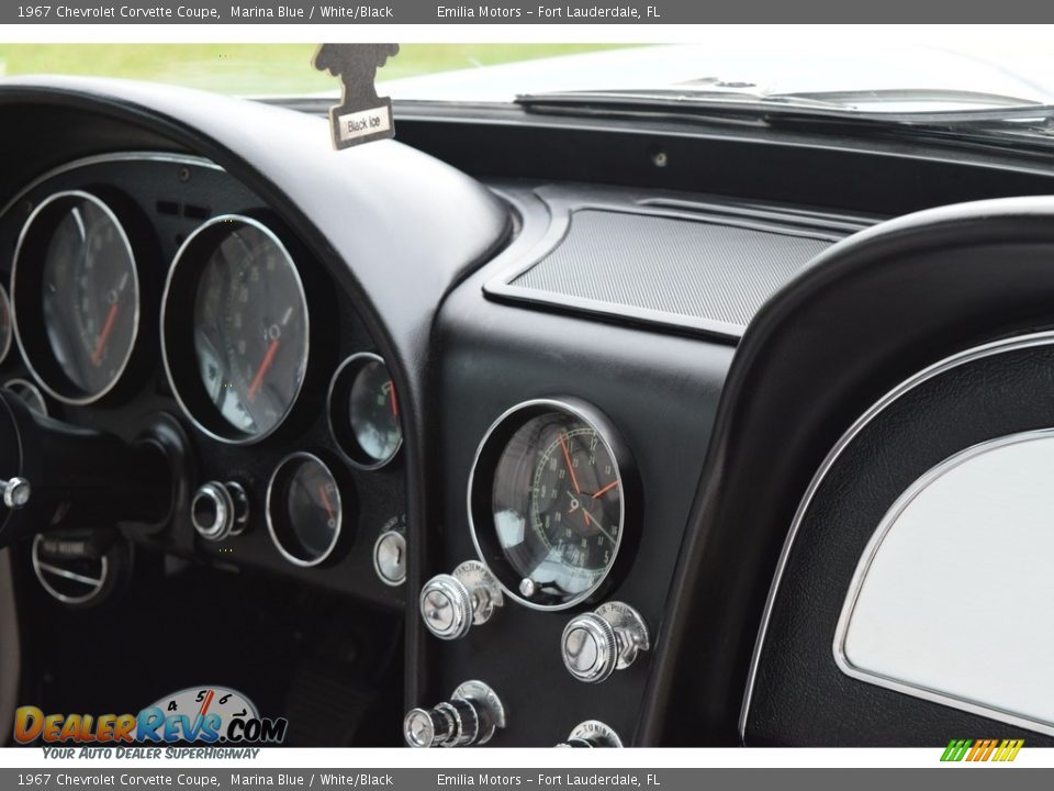 1967 Chevrolet Corvette Coupe Gauges Photo #85