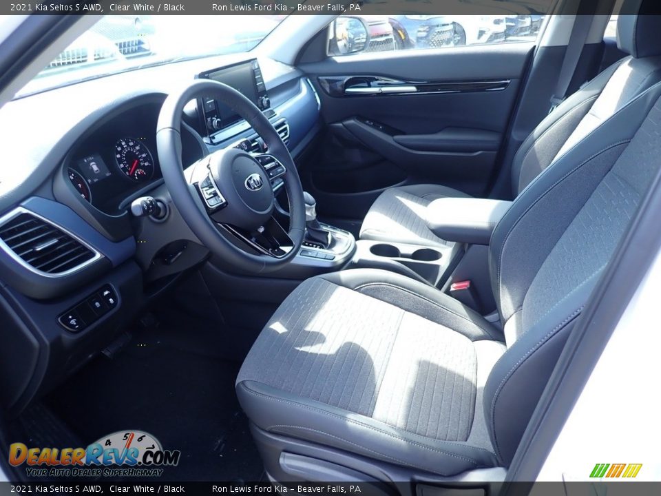 2021 Kia Seltos S AWD Clear White / Black Photo #13
