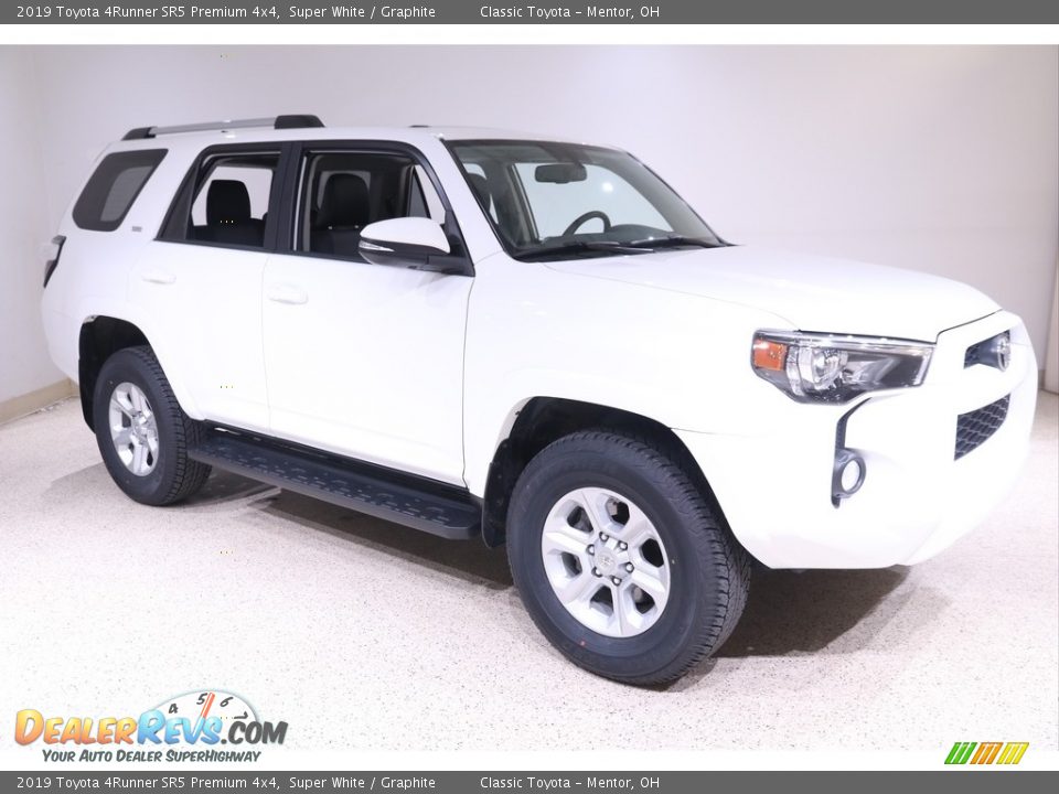 2019 Toyota 4Runner SR5 Premium 4x4 Super White / Graphite Photo #1