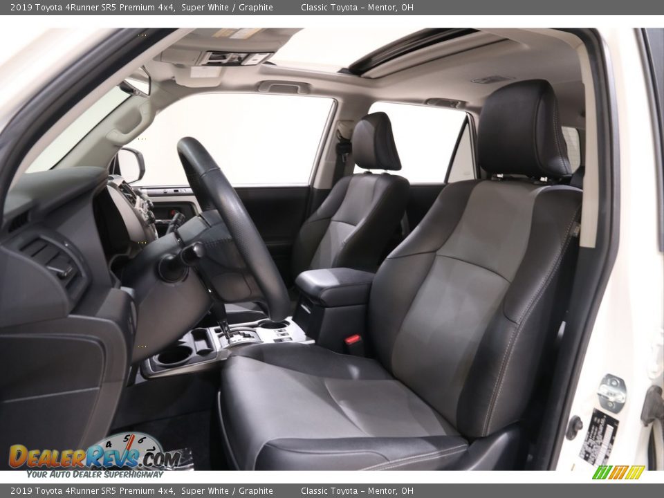 2019 Toyota 4Runner SR5 Premium 4x4 Super White / Graphite Photo #5