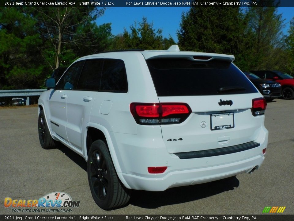 2021 Jeep Grand Cherokee Laredo 4x4 Bright White / Black Photo #8