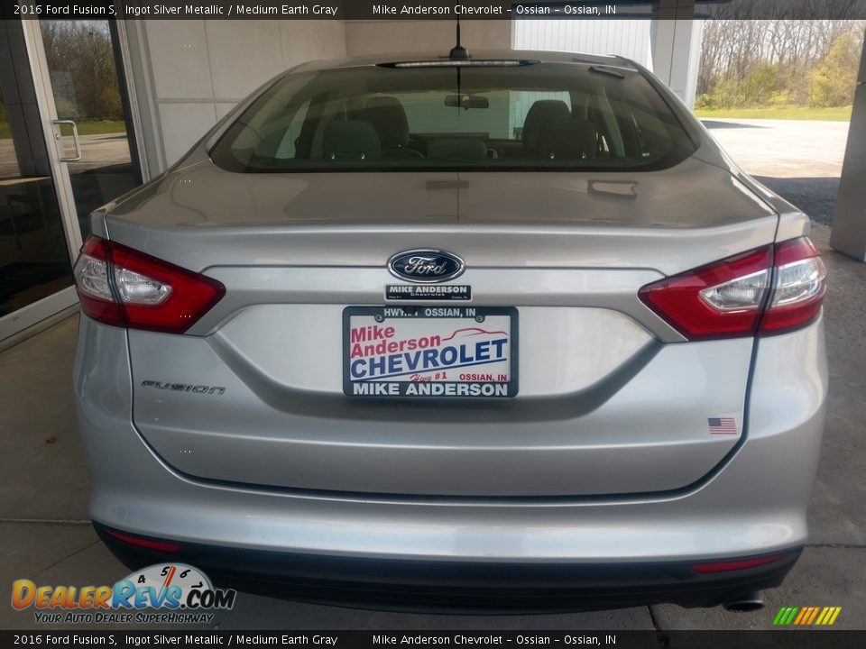 2016 Ford Fusion S Ingot Silver Metallic / Medium Earth Gray Photo #5