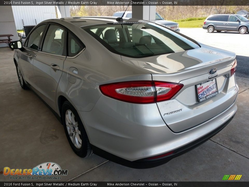 2016 Ford Fusion S Ingot Silver Metallic / Medium Earth Gray Photo #7