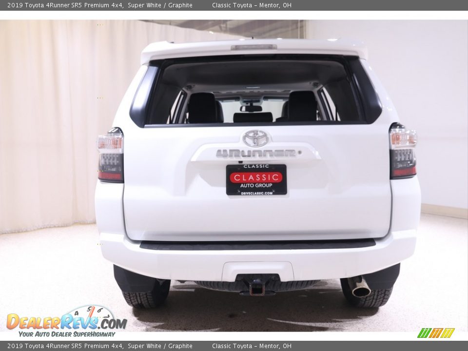 2019 Toyota 4Runner SR5 Premium 4x4 Super White / Graphite Photo #16