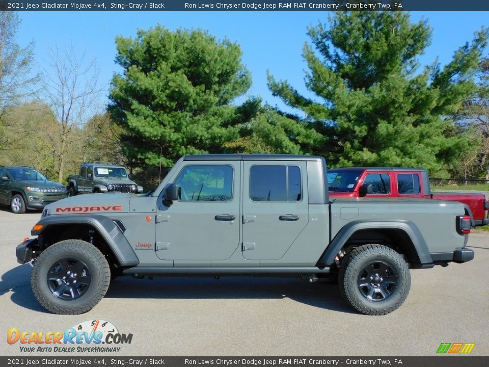 Sting-Gray 2021 Jeep Gladiator Mojave 4x4 Photo #9