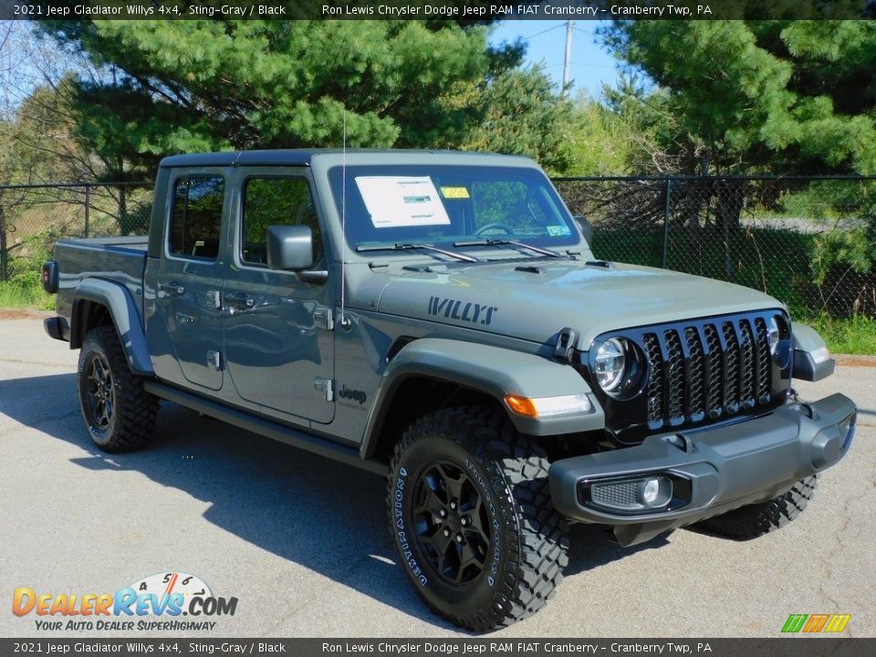 2021 Jeep Gladiator Willys 4x4 Sting-Gray / Black Photo #3