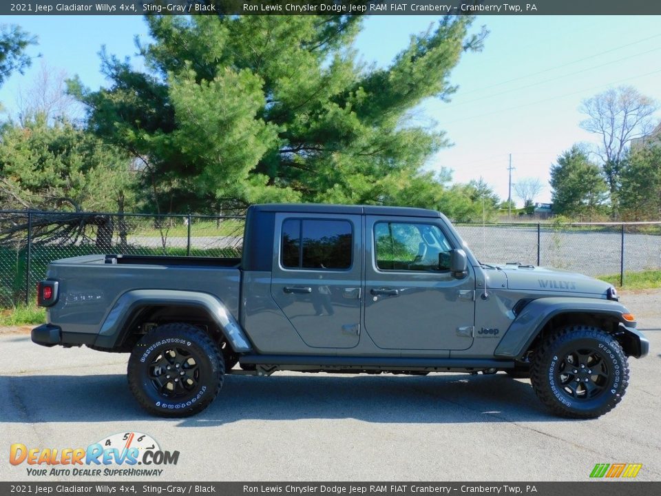 2021 Jeep Gladiator Willys 4x4 Sting-Gray / Black Photo #4