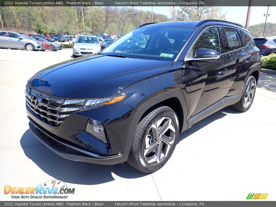 Front 3/4 View of 2022 Hyundai Tucson Limited AWD Photo #5