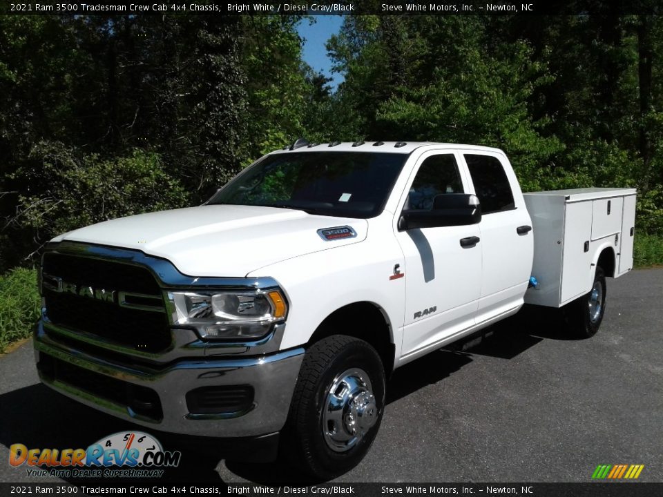 2021 Ram 3500 Tradesman Crew Cab 4x4 Chassis Bright White / Diesel Gray/Black Photo #2