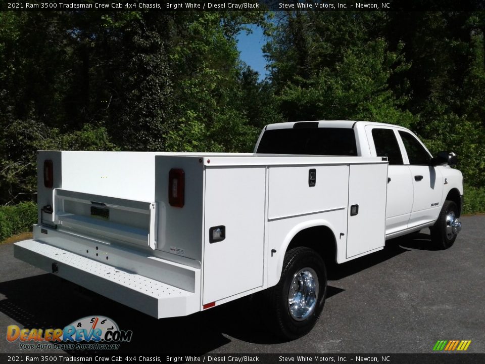 2021 Ram 3500 Tradesman Crew Cab 4x4 Chassis Bright White / Diesel Gray/Black Photo #6