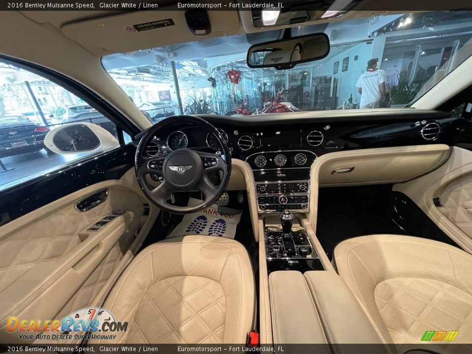 Dashboard of 2016 Bentley Mulsanne Speed Photo #6