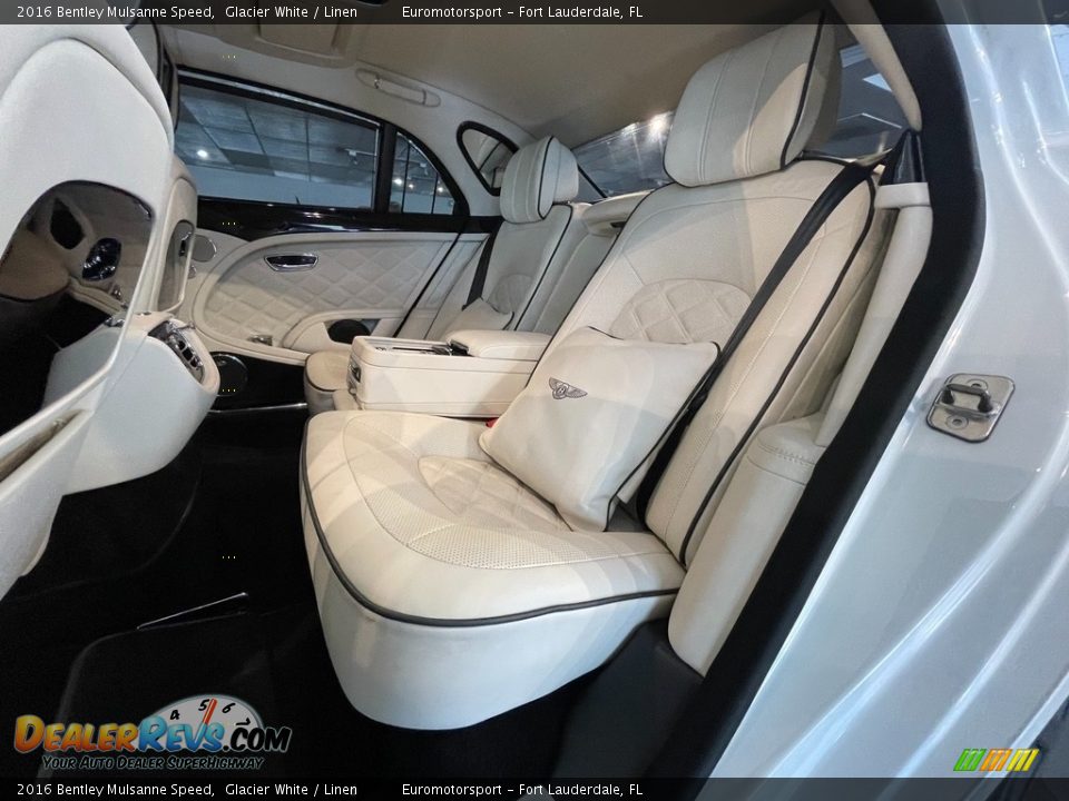 Rear Seat of 2016 Bentley Mulsanne Speed Photo #9