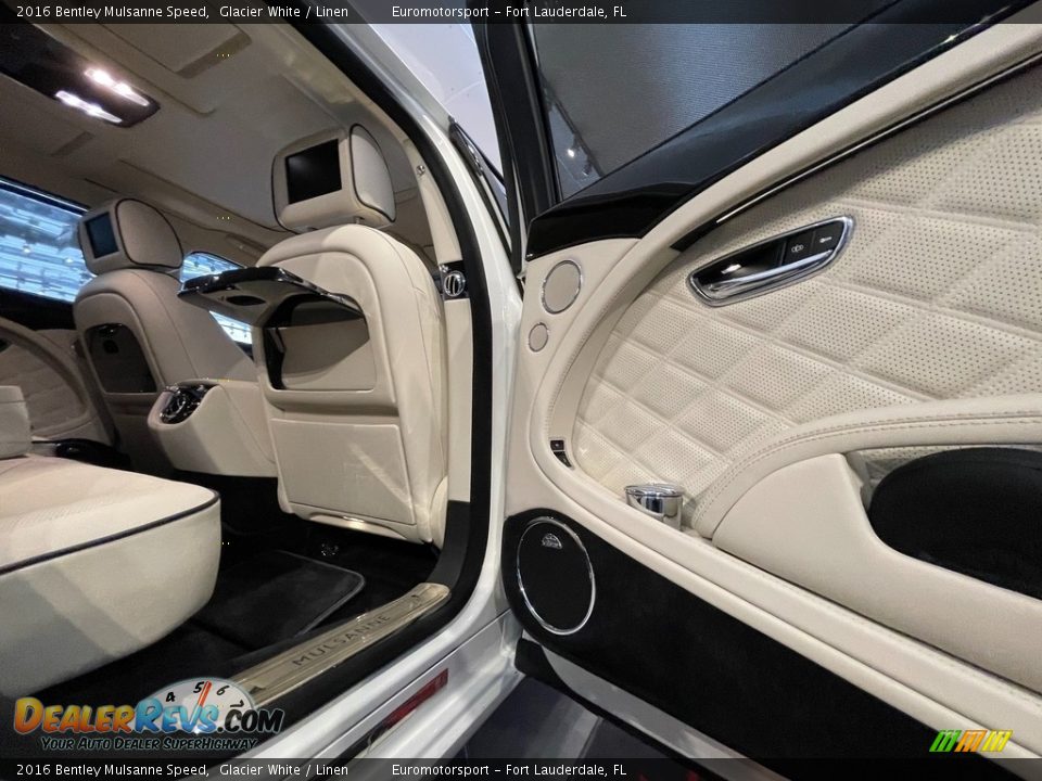 2016 Bentley Mulsanne Speed Glacier White / Linen Photo #10