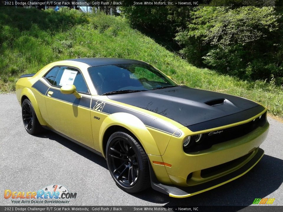 2021 Dodge Challenger R/T Scat Pack Widebody Gold Rush / Black Photo #4