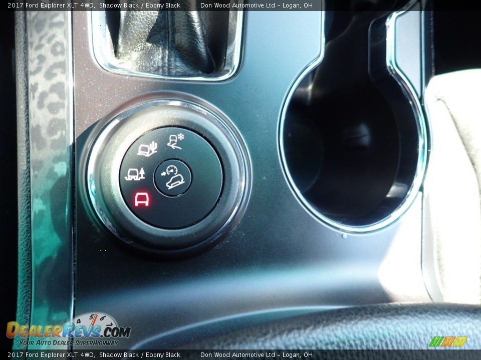 2017 Ford Explorer XLT 4WD Shadow Black / Ebony Black Photo #31