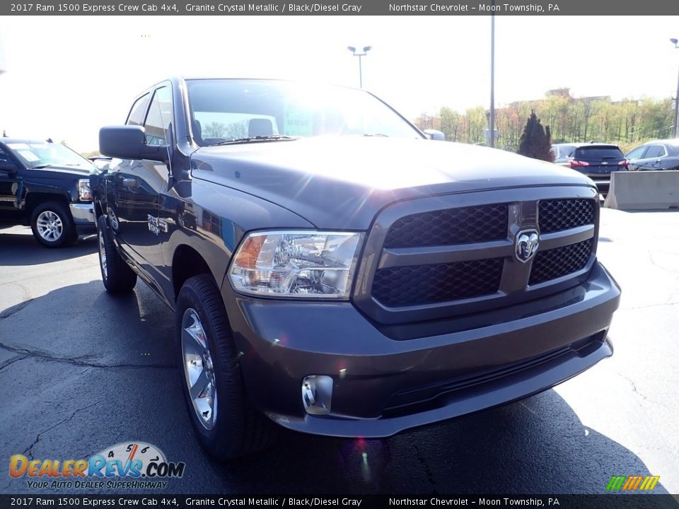 2017 Ram 1500 Express Crew Cab 4x4 Granite Crystal Metallic / Black/Diesel Gray Photo #11