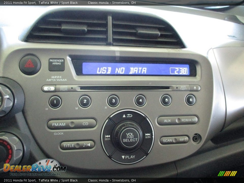 2011 Honda Fit Sport Taffeta White / Sport Black Photo #29